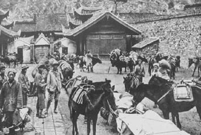 影像康定:凝固在照片里的时光记忆 - 甘孜藏族自治州人民政府网站