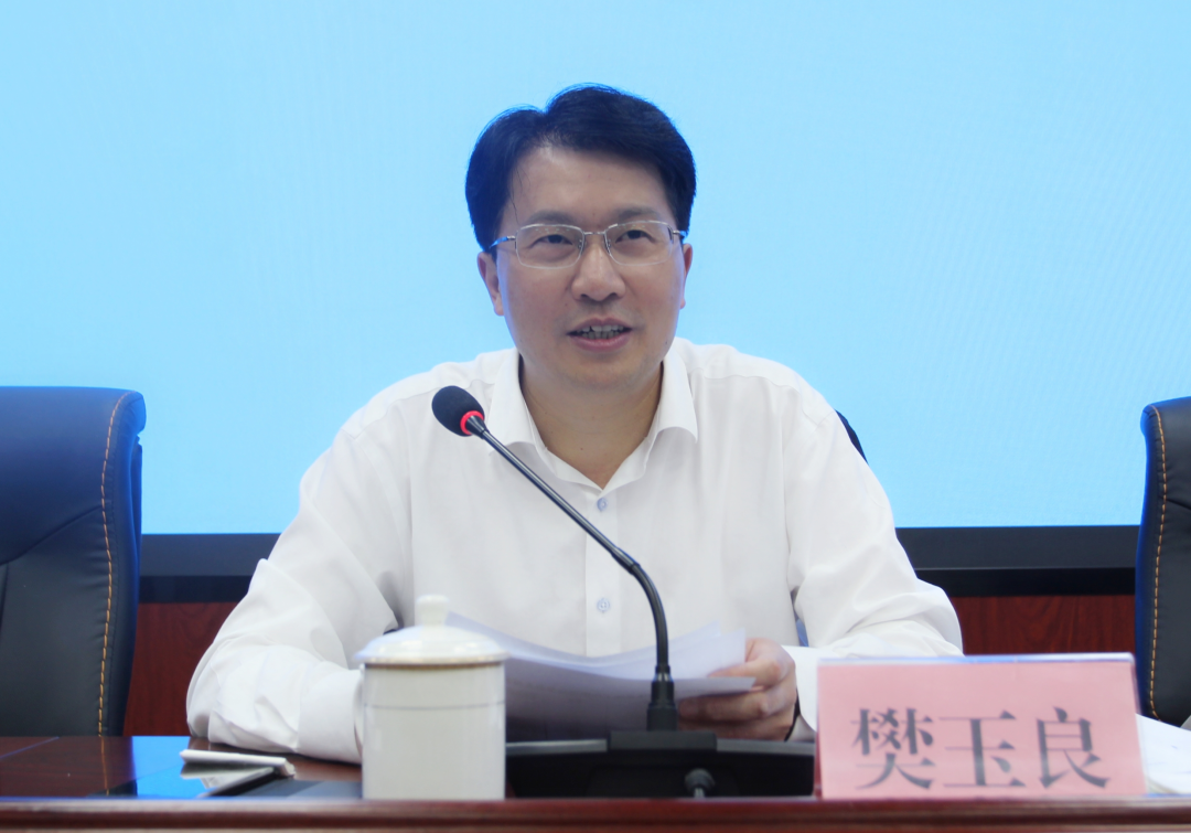 2023年全州教育体育系统工作推进会在康定召开