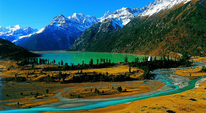 从网红到长红圣洁甘孜背后的流量密码