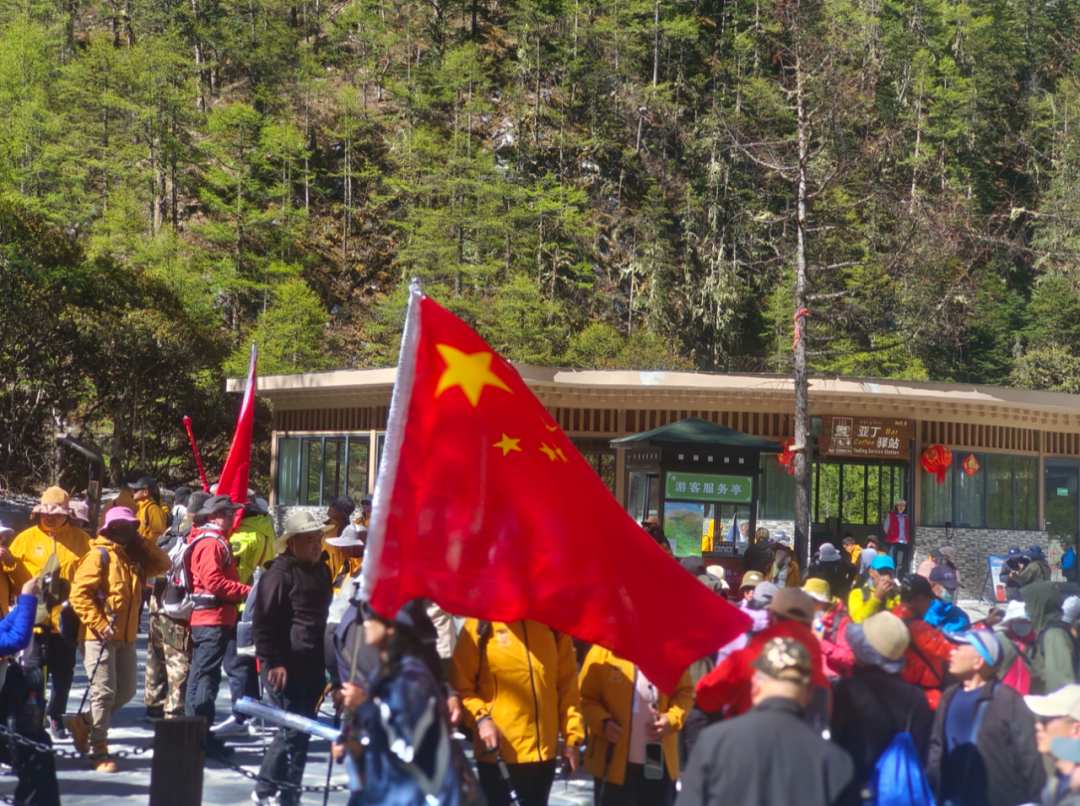 网络中国节·端午 | 全州共接待游客50.56万人次!端午小长假我州旅游再迎“火爆模式” - 甘孜藏族自治州人民政府网站