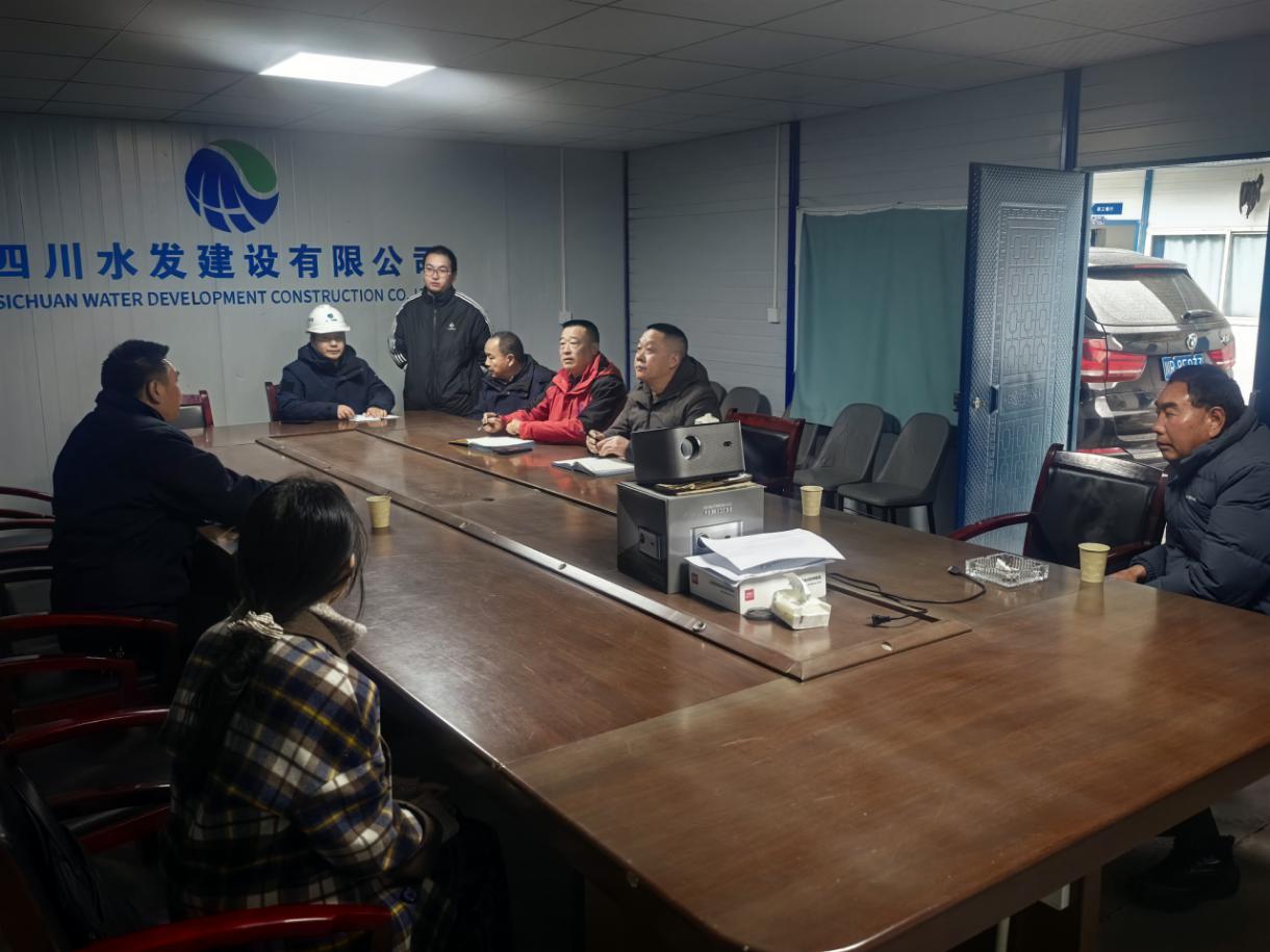 陈强副县长督导检查雪洼龙镇重点施工现场森林草原防灭火工作